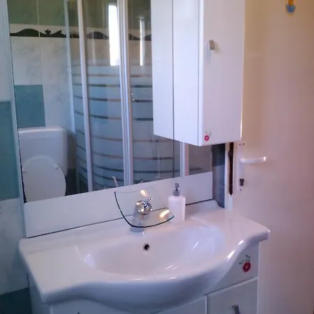 Katarina Apartman Nin